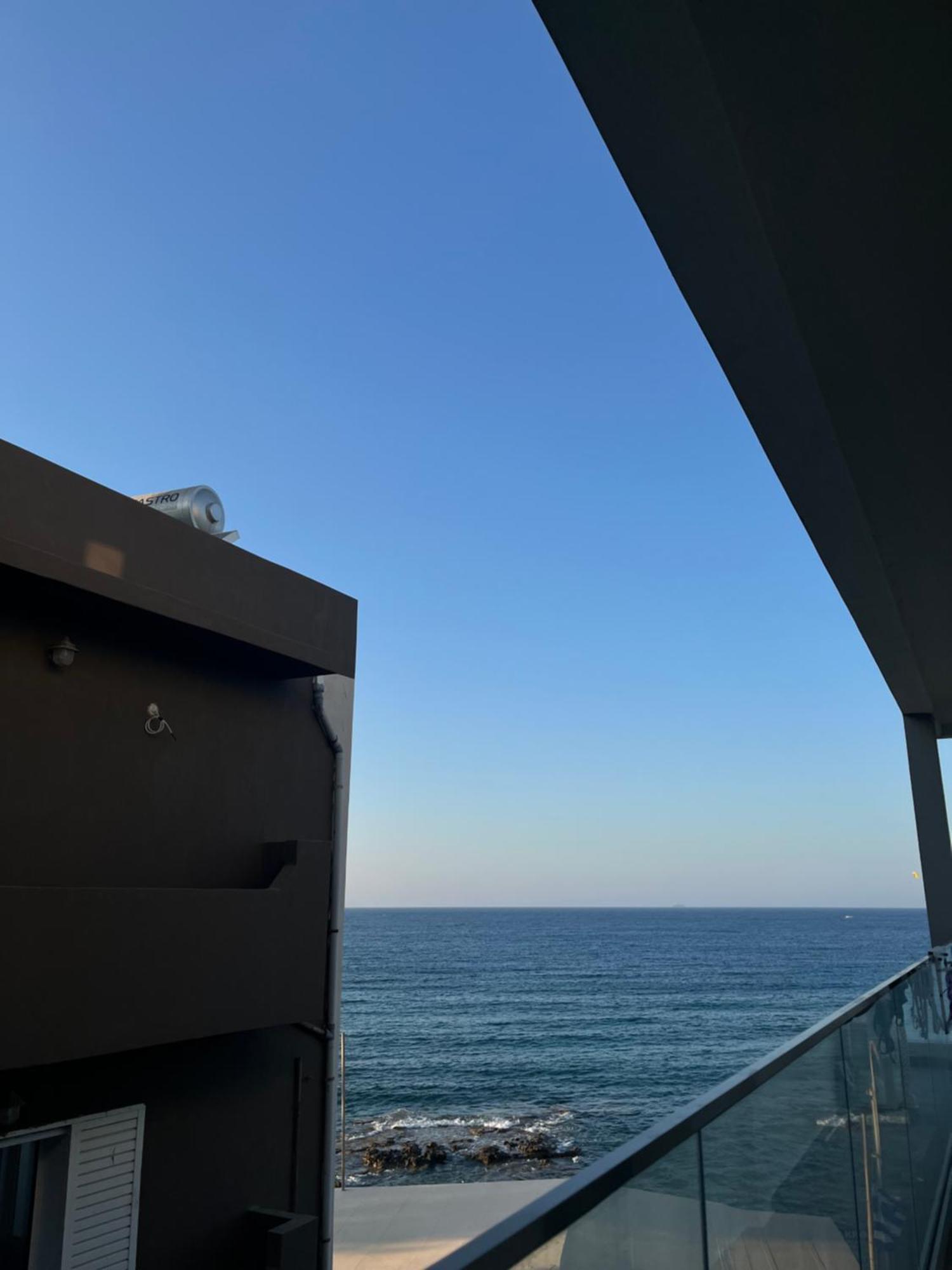 הרסוניסוס Maritime Suites מראה חיצוני תמונה