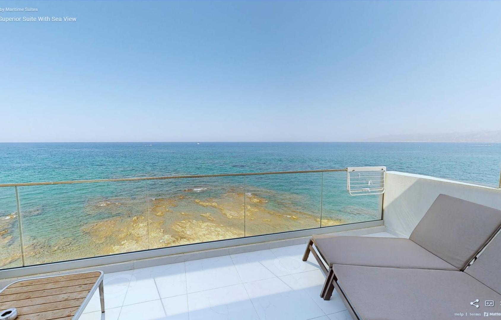 הרסוניסוס Maritime Suites מראה חיצוני תמונה